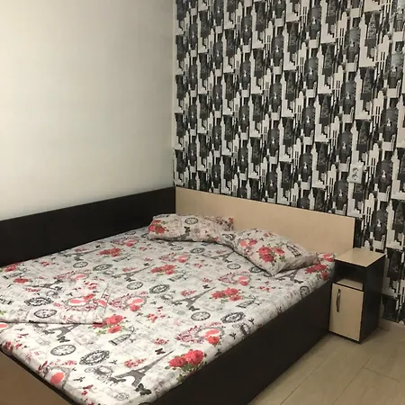 Alena בית הארחה *